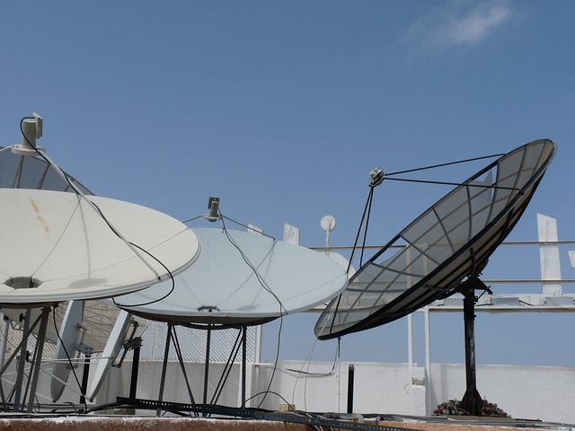 antenna-233349__480.jpg